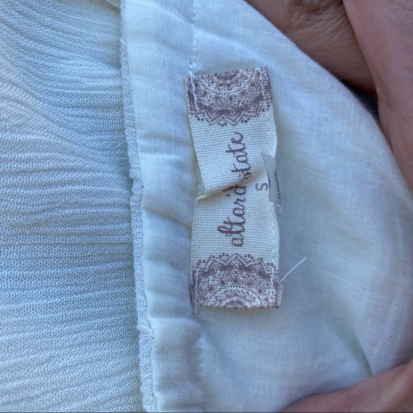 🚀SOLD🧨NWT Off the Shoulder Top by Altar'd State - Picture 4 of 7